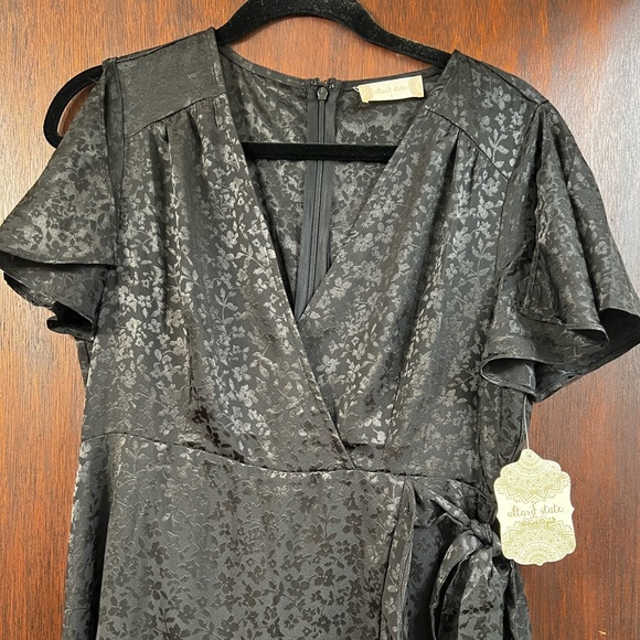 Altar’d State Dress - Picture 3 of 7